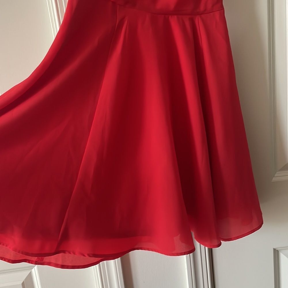 Red Express Dress - Picture 7 of 9